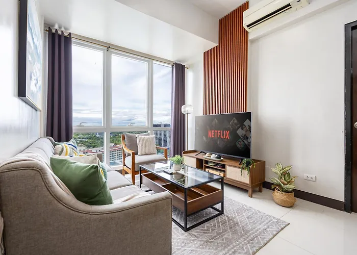 Furnished 2br Floor Minutes To With Amazing Sea View, Netflix, Wifi And Pool Access Apartment *