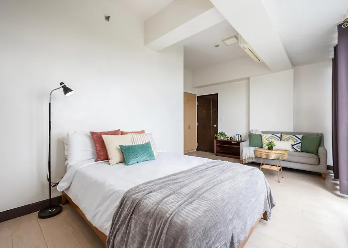 Apartment Furnished 2br Floor Minutes To With Amazing Sea View, Netflix, Wifi And Pool Access *