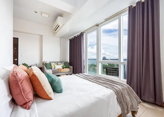Furnished 2br Floor Minutes To With Amazing Sea View, Netflix, Wifi And Pool Access Apartment