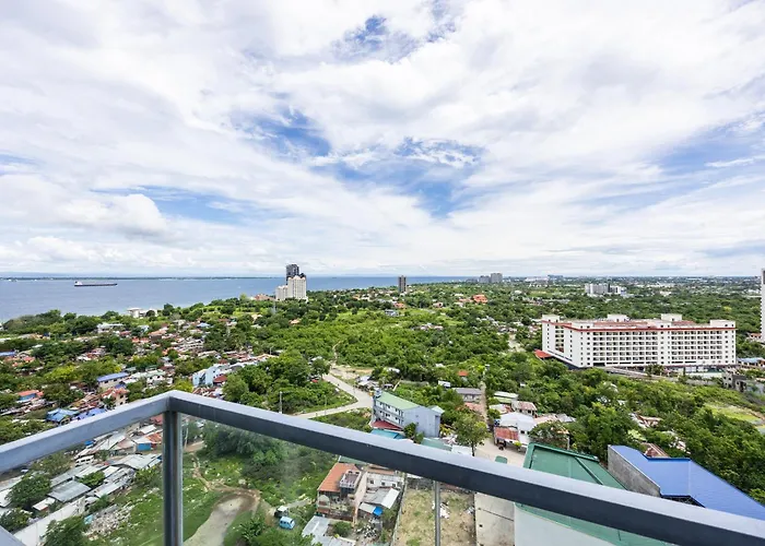 Furnished 2br Floor Minutes To With Amazing Sea View, Netflix, Wifi And Pool Access