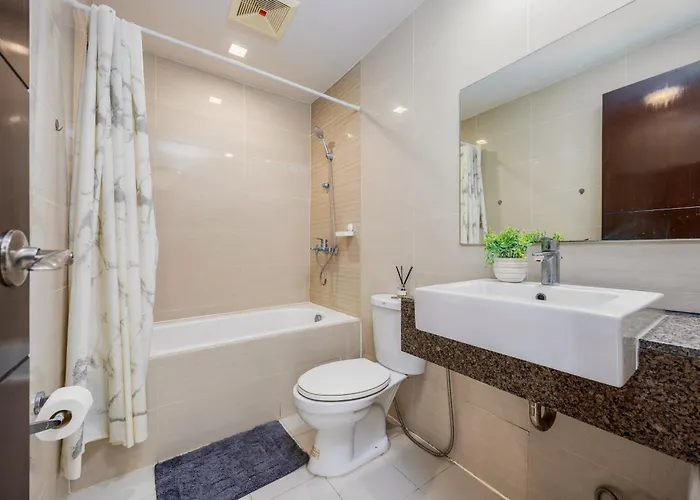 Furnished 2br Floor Minutes To With Amazing Sea View, Netflix, Wifi And Pool Access Apartment