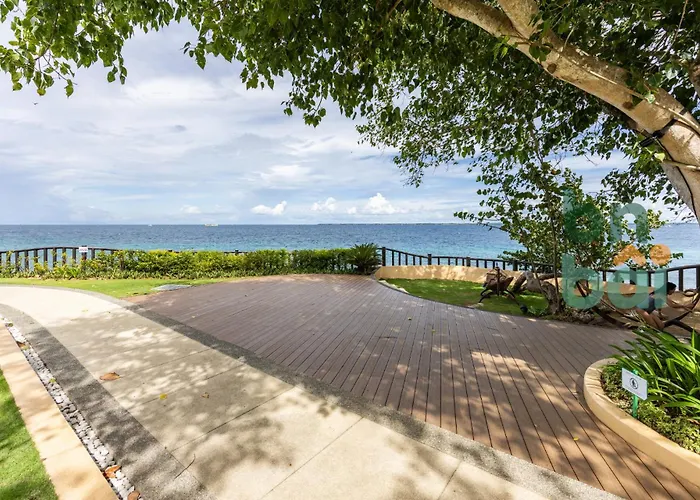 Apartment Furnished 2br Floor Minutes To With Amazing Sea View, Netflix, Wifi And Pool Access Punta Engano (Mactan)